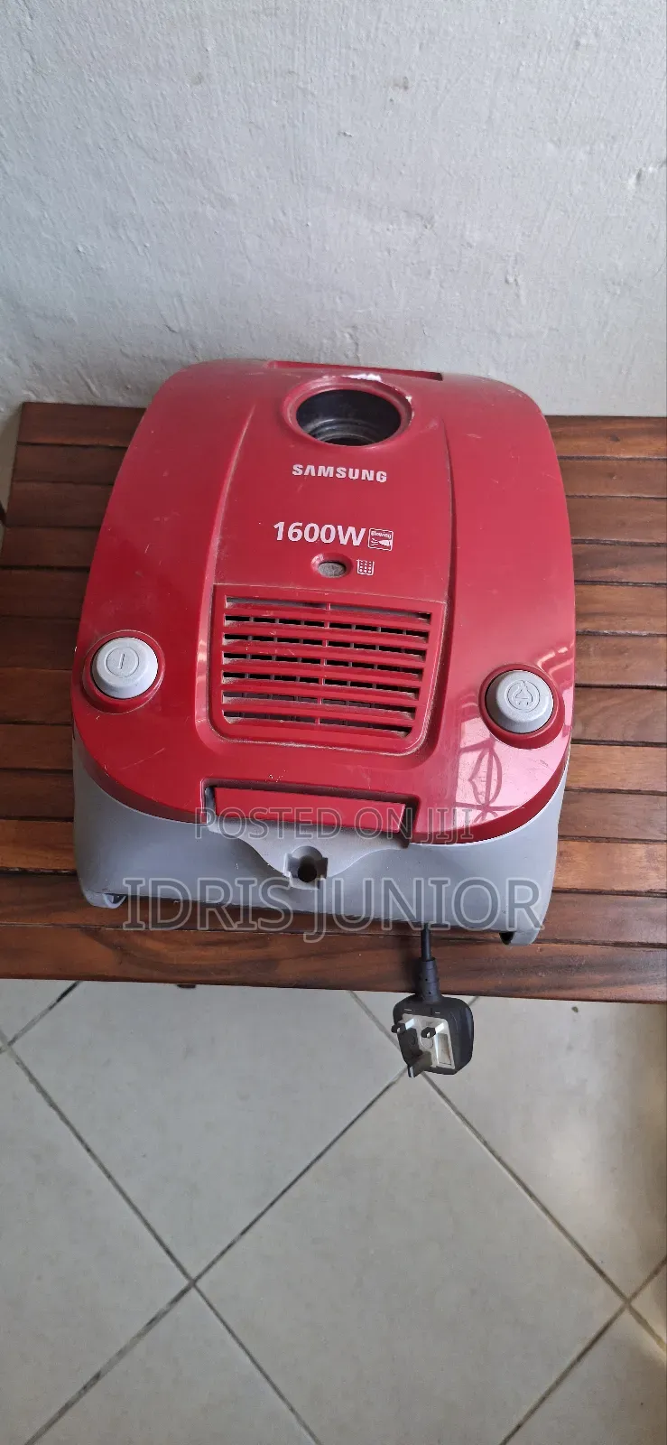 Samsung 1600w Vacuum Cleaner -Powerful Motor No Hose/Pipe