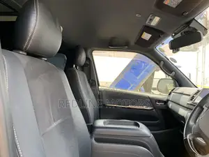 Toyota Regius 2018 Black