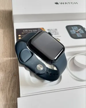 Black Apple Watch Se Gen 2
