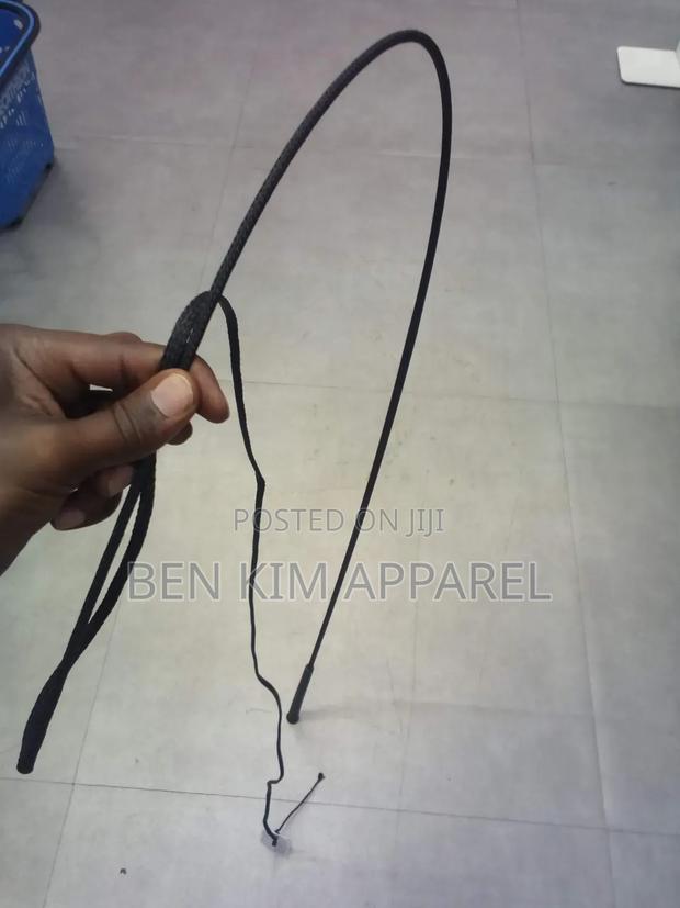 Horse Riding Lunging Whip Fiberglass With Polyester 355cms Flexible