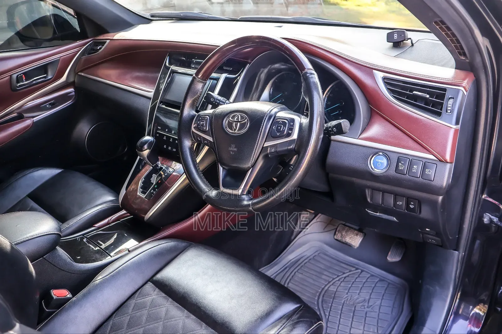 Toyota Harrier 2014