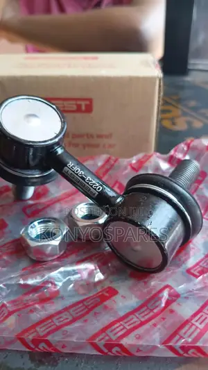 Front Left Stabilizer Link/ Sway Bar Link X-Trail T30