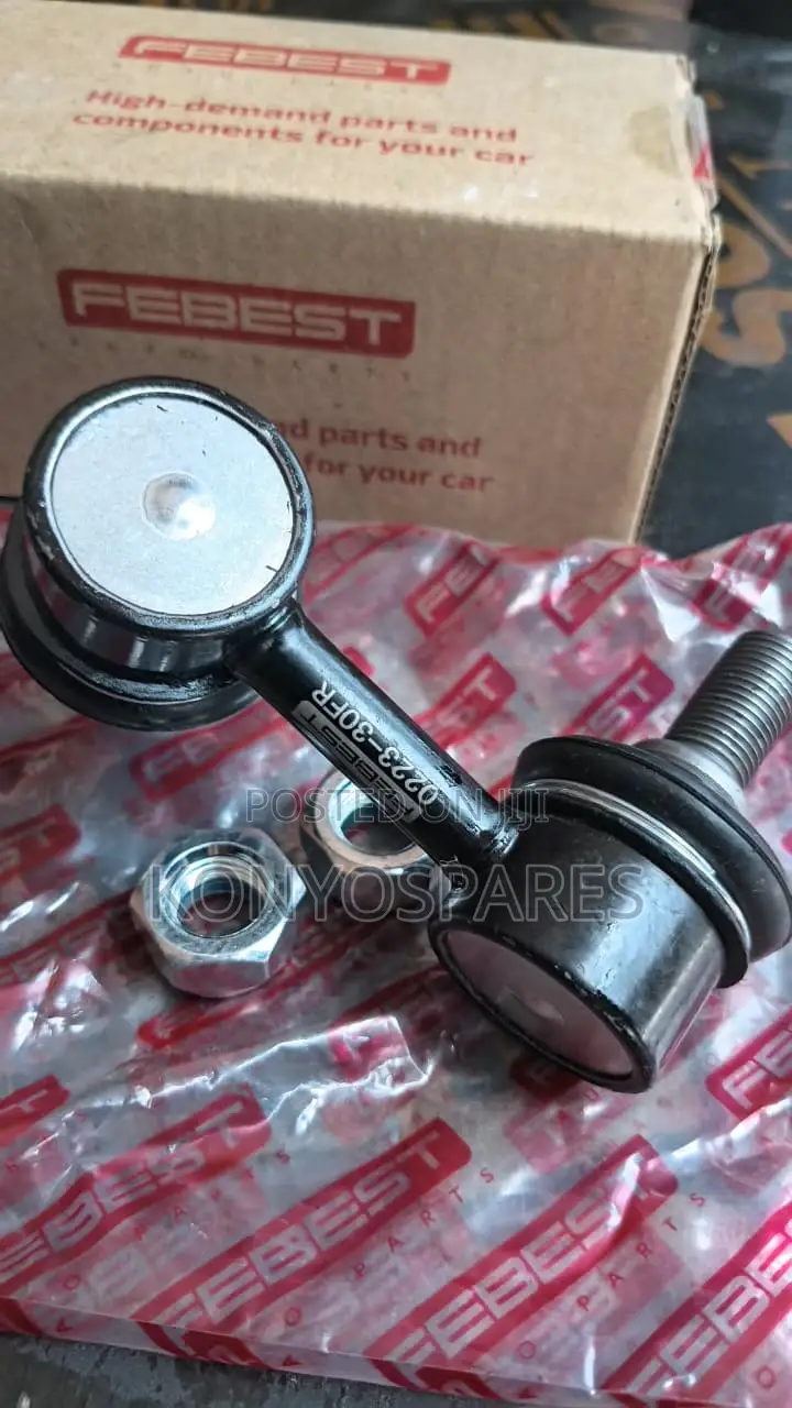 Front Left Stabilizer Link/ Sway Bar Link X-Trail T30