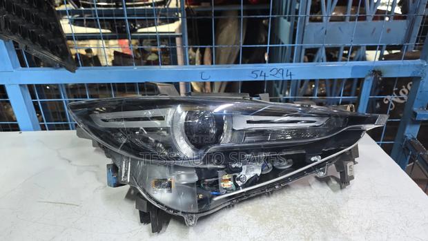 Mazda Cx5 2018 Headlight - main view