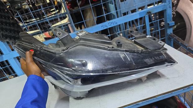 Mazda Cx5 2018 Headlight - thumbnail 4