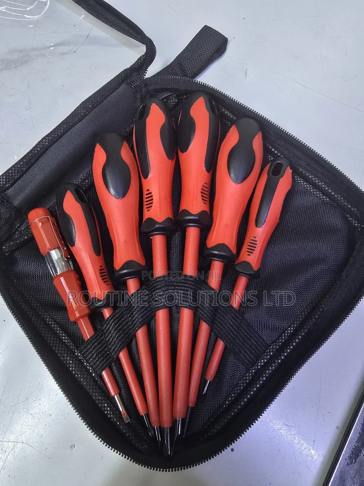 7 In 1 Insulated Screwdriver Set.