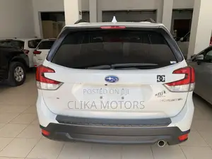 Subaru Forester 2018 White