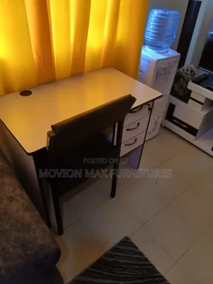 Home Simple Desk and Chair