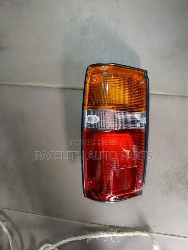 Tail Lamp / Tail Light Hilux Yn85 - main view