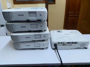 Epson Cb Xo5 School Projector - thumbnail 2