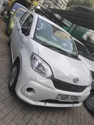Toyota Passo 1.0 FWD 2018 Pearl