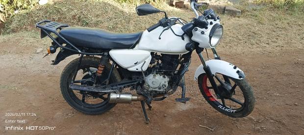 Bajaj Boxer 150 UG 2020 White - thumbnail 3