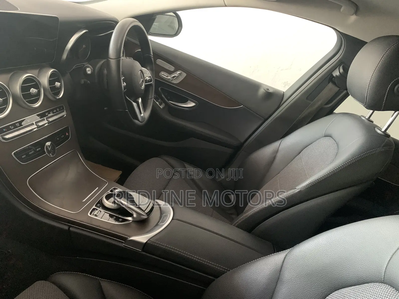Mercedes-Benz C180 2018 Black