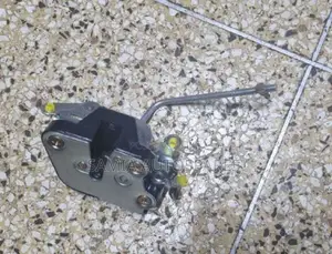 Hilux Door Lock Latch Mechanism