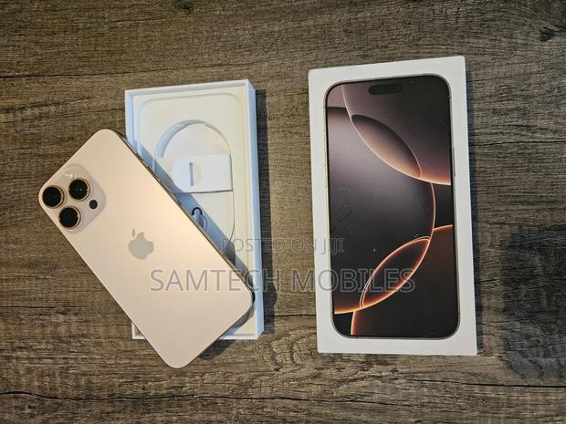 Apple iPhone 16 Pro Max 256 GB Gold - thumbnail 3