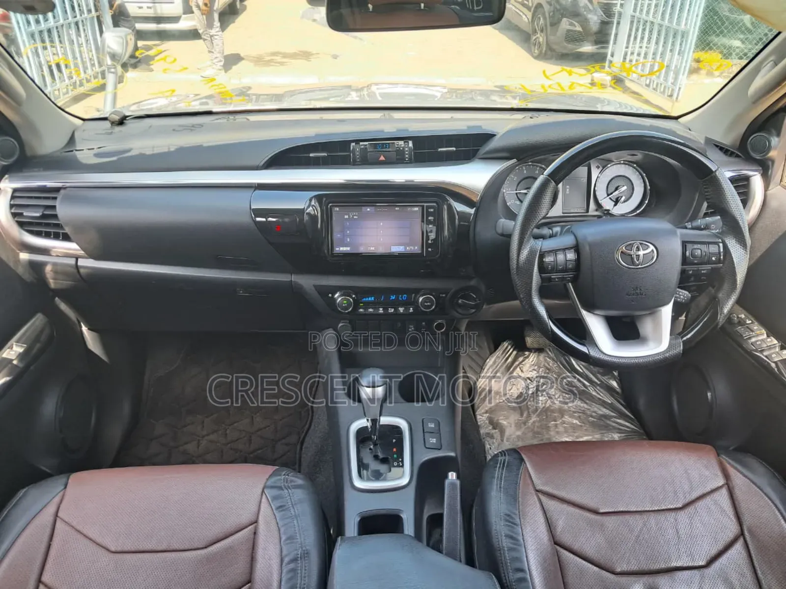 Toyota Hilux 2020 Silver