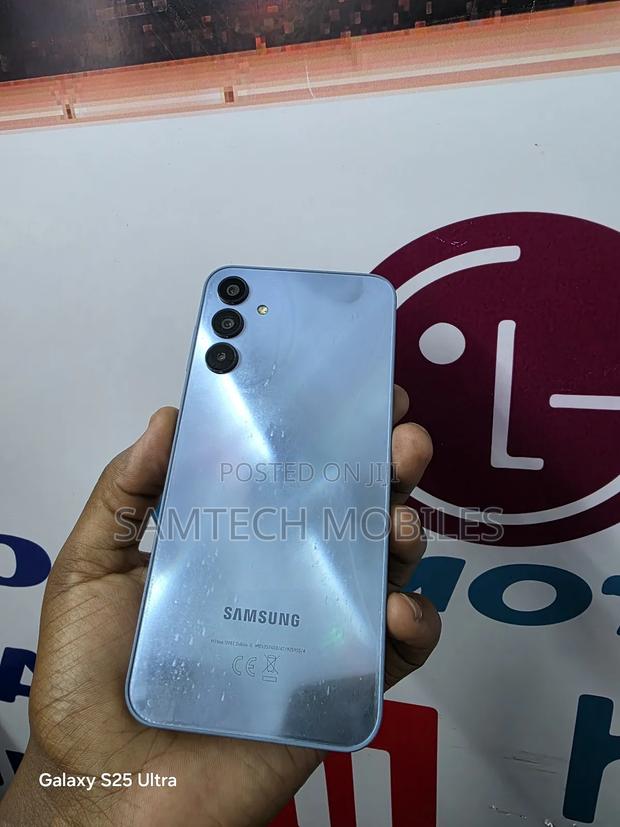 Samsung Galaxy A15 128 GB Blue - main view