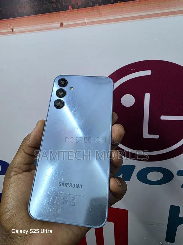 Samsung Galaxy A15 128 GB Blue - thumbnail 2