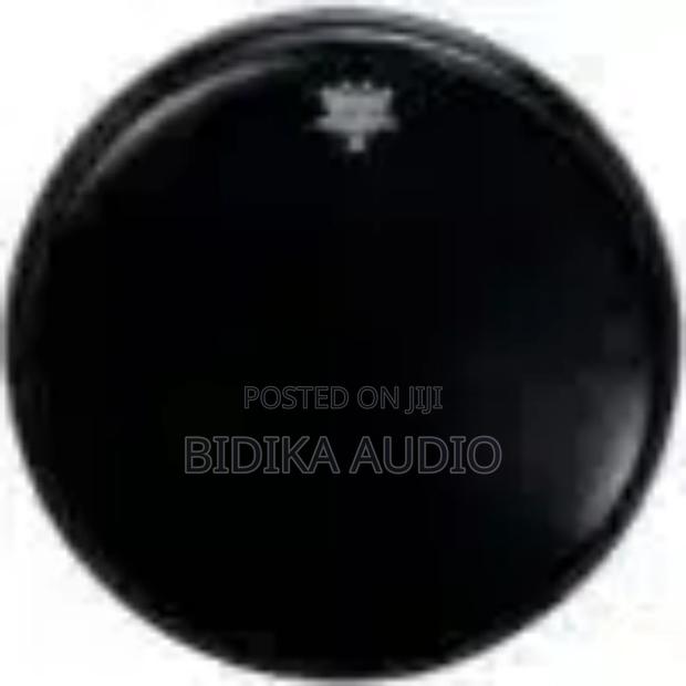 Remo Emperor 13′′ Black Suedetm Drumhead - main view