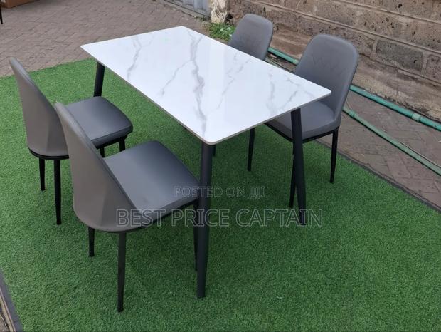 Modern 4 Sitter Executive Top Glass Dinning Table - main view