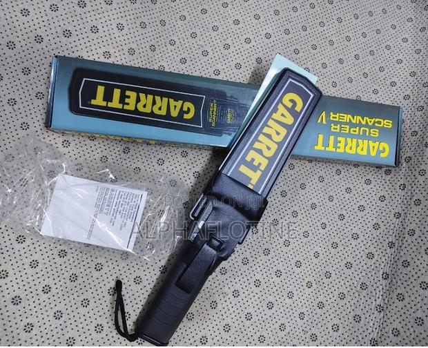 Garrett Superscanner Is An Active Hand-held Metal Detecto - main view
