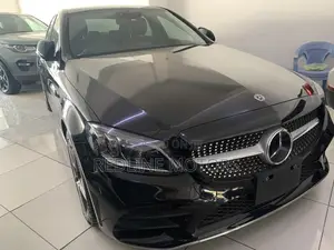 Mercedes-Benz C200 2018 Black