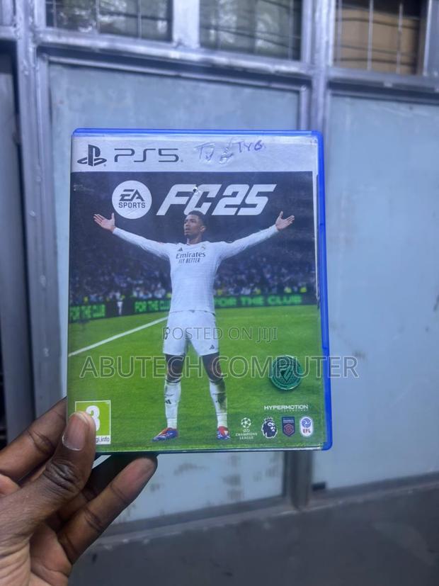 Playstation 4 - main view