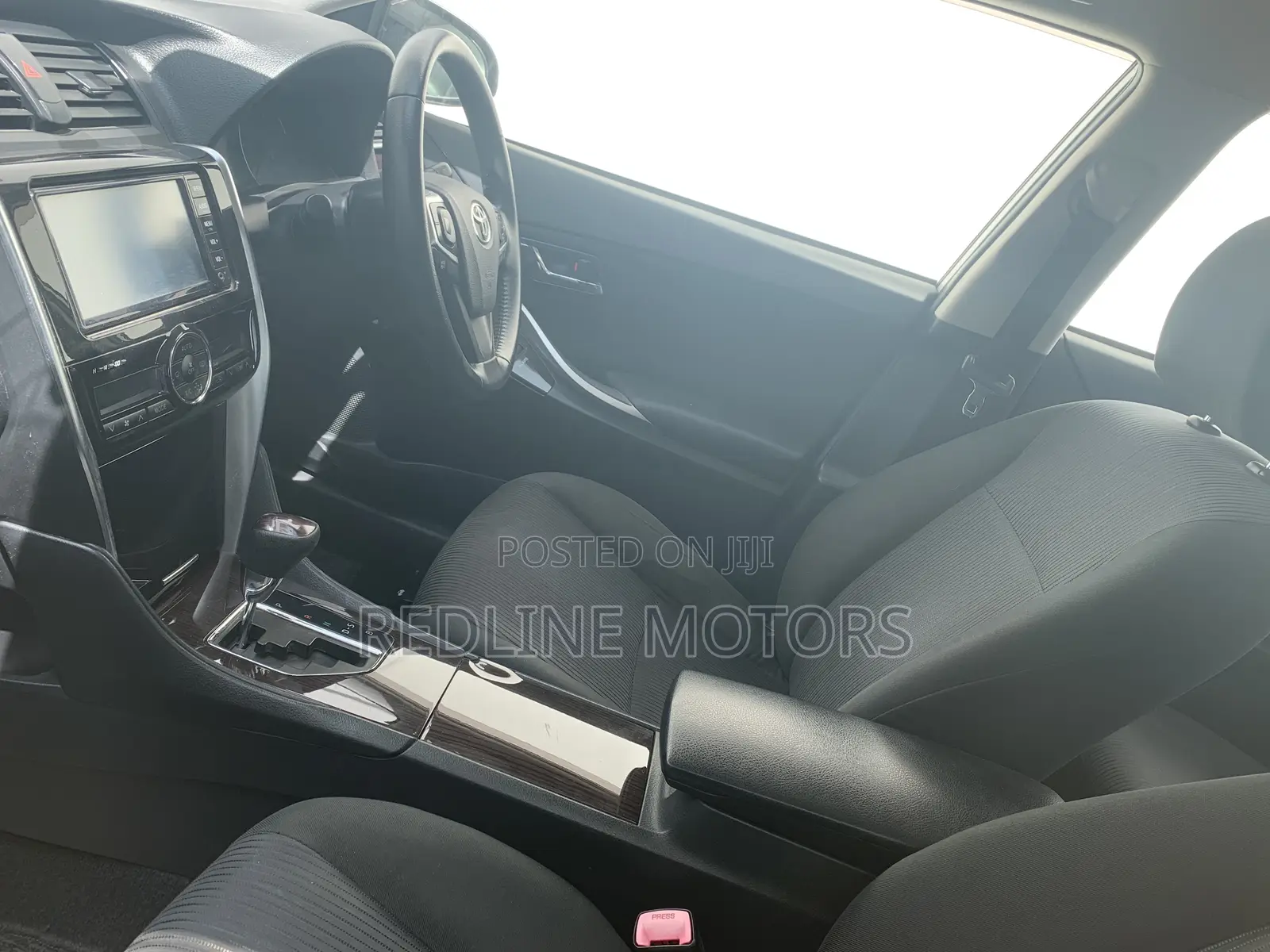 Toyota Allion 2018 Silver