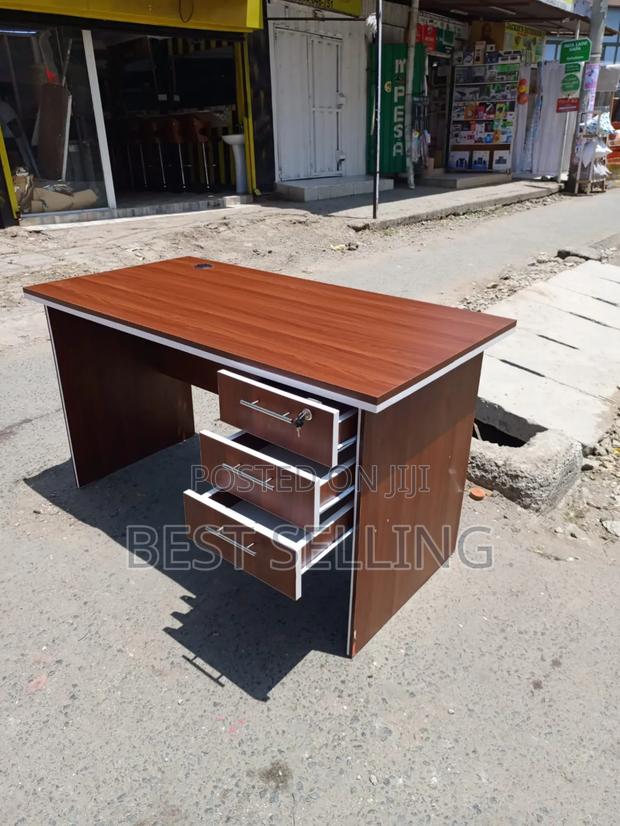 1.4m Advanced Office Desk - thumbnail 2