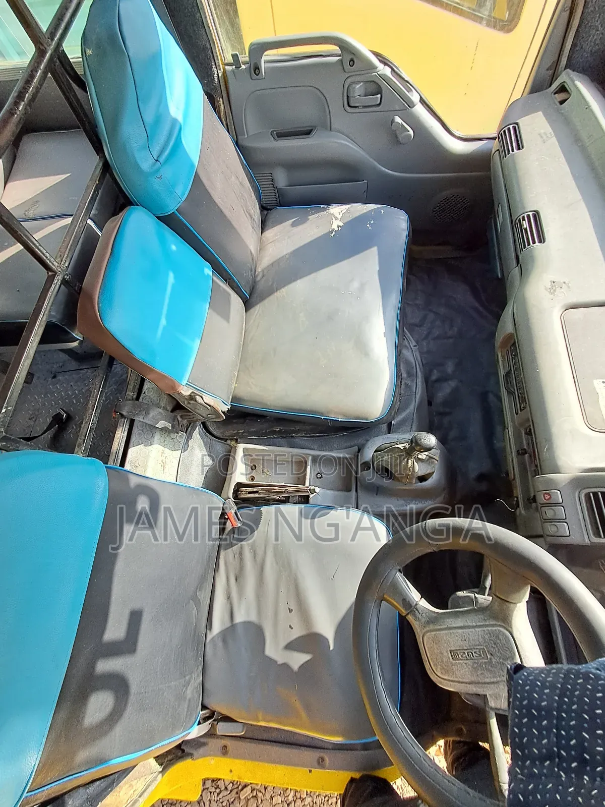 Isuzu NQR 2009 Yellow