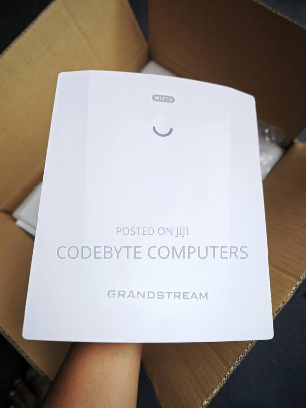 Grandstream Gwn7660elr Up To 300-meter Coverage - main view