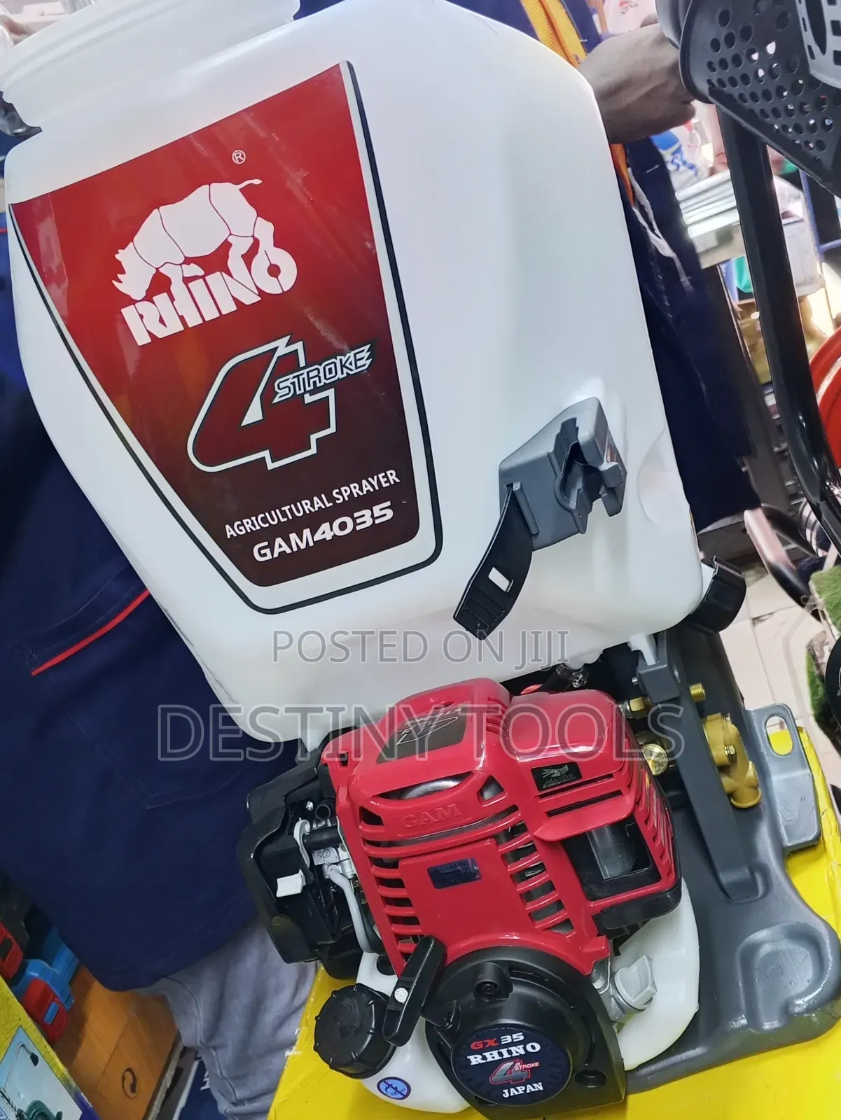 Rhino Knapsack Sprayer 4stroke