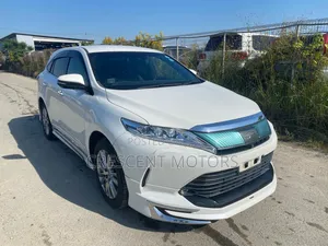 Toyota Harrier 2018 White