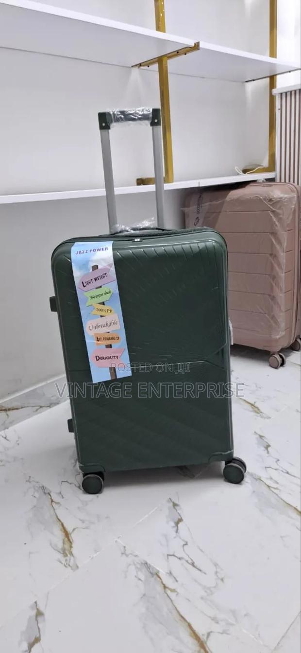 Large Single Suitcase - thumbnail 4