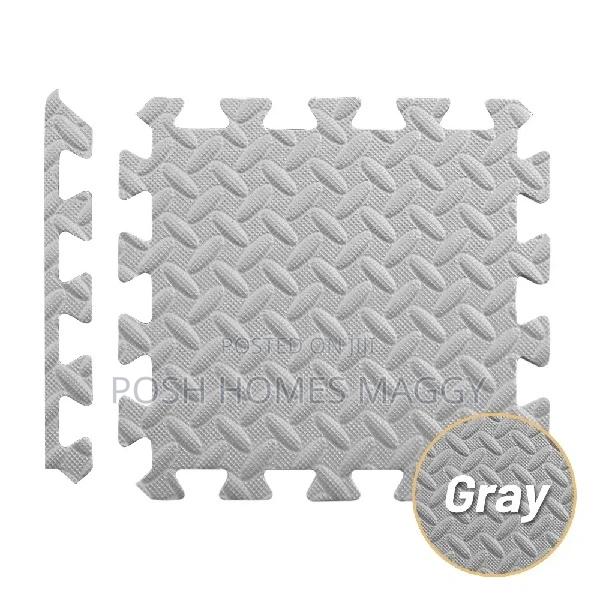 Dumbbell Interlocking Mats - main view