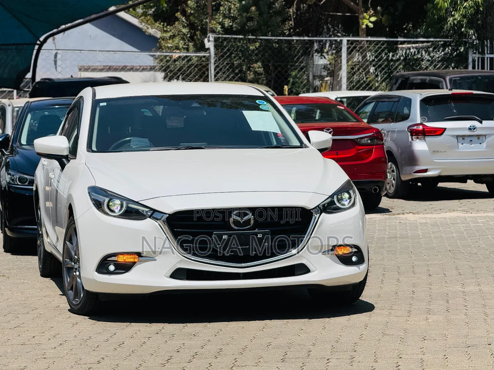 Mazda Axela 2018 White