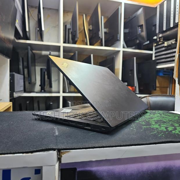 Laptop Lenovo ThinkPad T470s 8GB Intel Core I5 SSD 256GB - thumbnail 7
