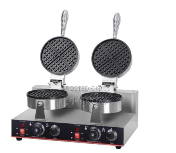 Non-Stick Waffle Baker - main view