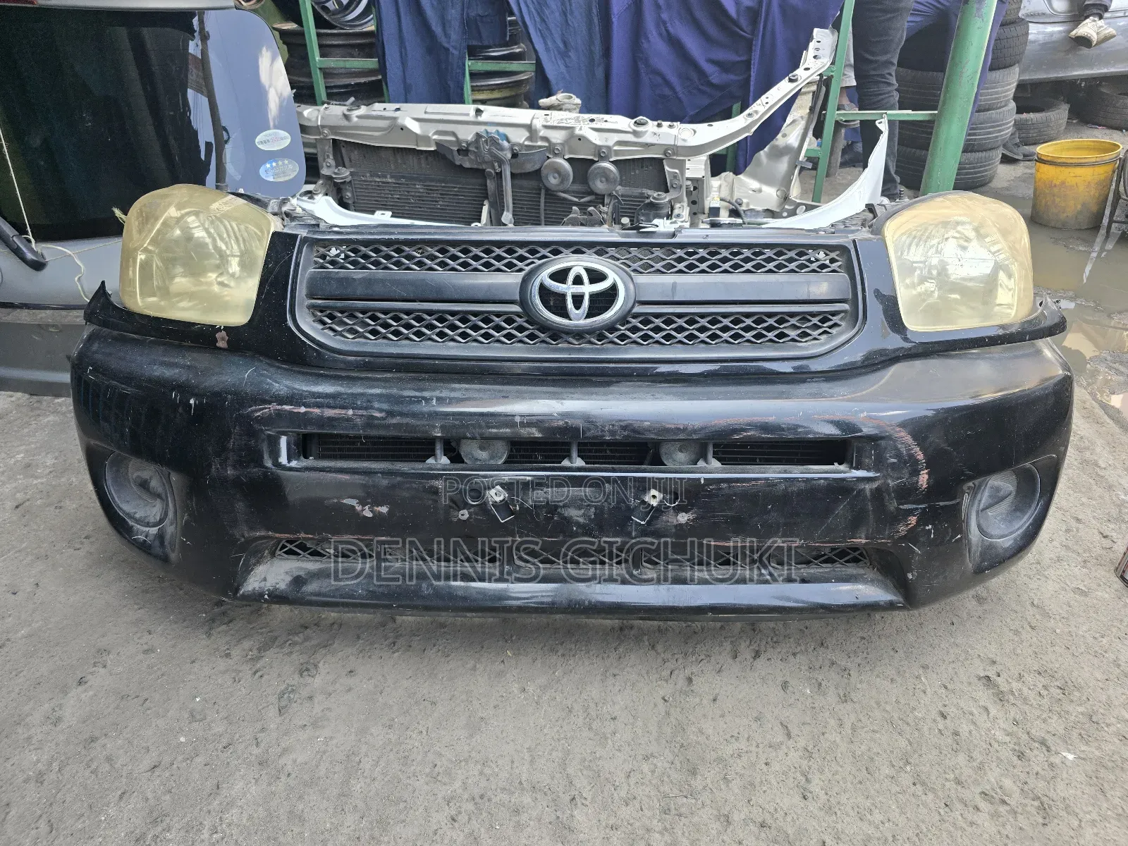 Nosecut Rav 4 2005