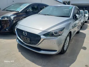 Mazda 2 2019 Silver