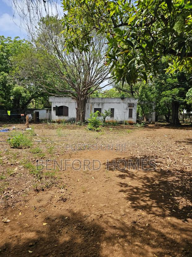 1 Ace Piece of Land on Sale Links Road Nyali Mombasa