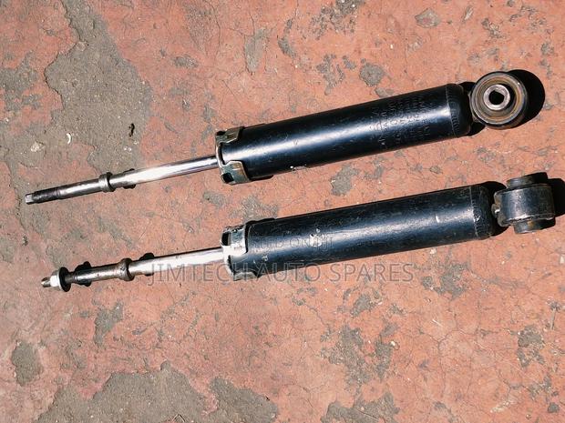 Nissan Teana Old Model Rear Shocks - thumbnail 3