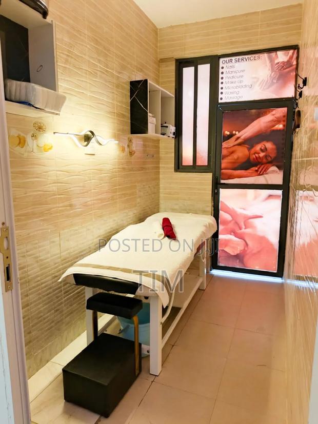 Nails Spa on Sale - thumbnail 2