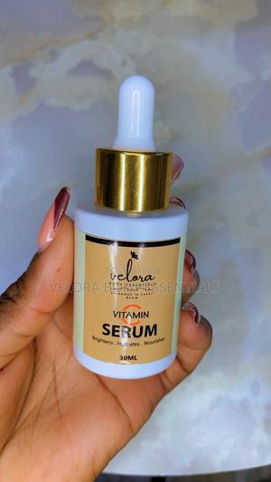 Velora Vitamin C + Hyaluronic Acid Serum Darkspots Corrector - Glow