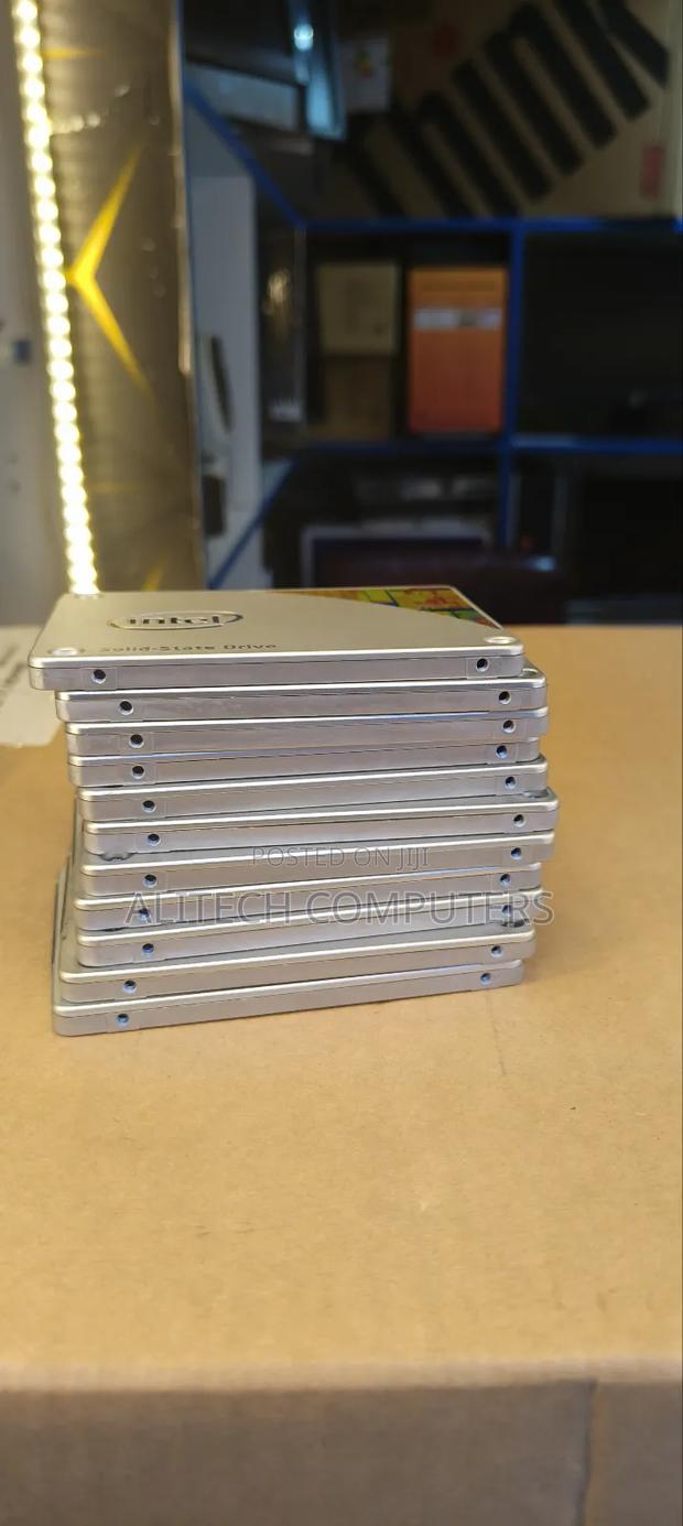 Intel SSD 240gb 2.5 - thumbnail 2