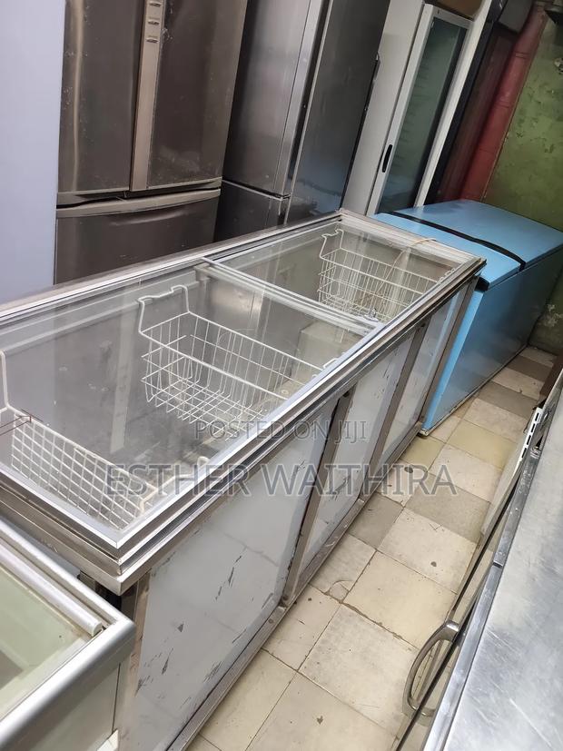 Display Double Doors Freezer - thumbnail 3
