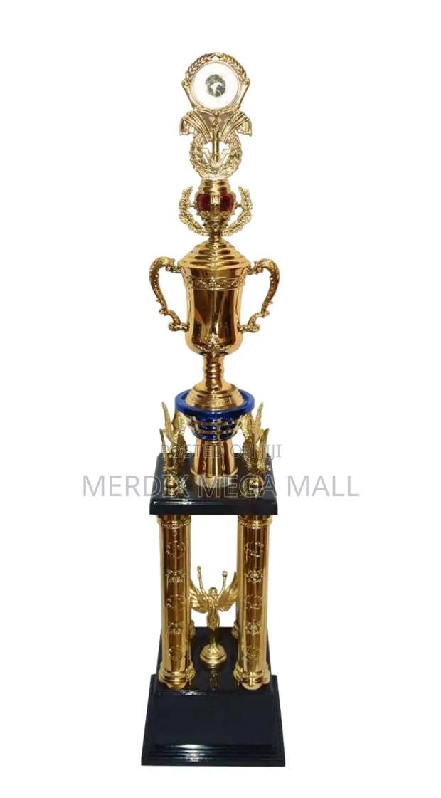 Qx049,Trophy,Trophy Cups,Trophies - main view
