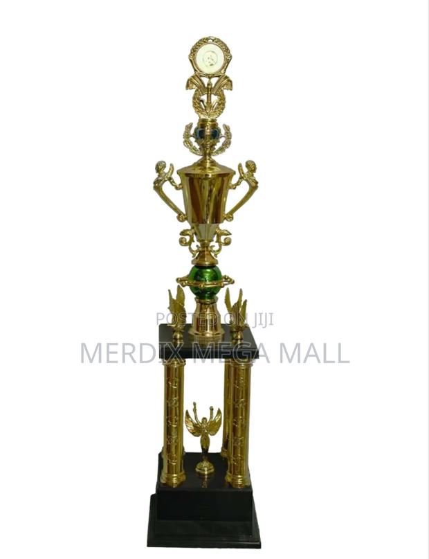 Ml207b,Trophy,Trophy Cups,Trophies - main view