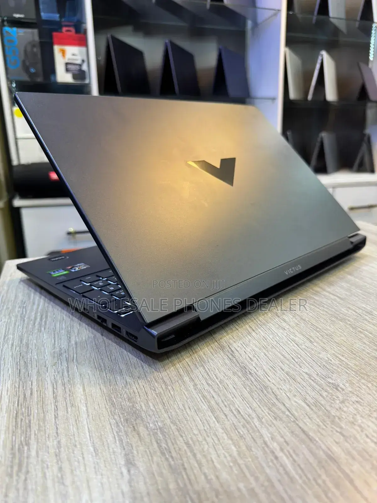 Laptop HP Victus 15 16GB AMD Ryzen 7 SSD 512GB