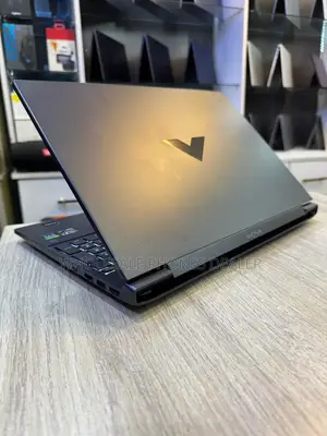 Laptop HP Victus 15 16GB AMD Ryzen 7 SSD 512GB
